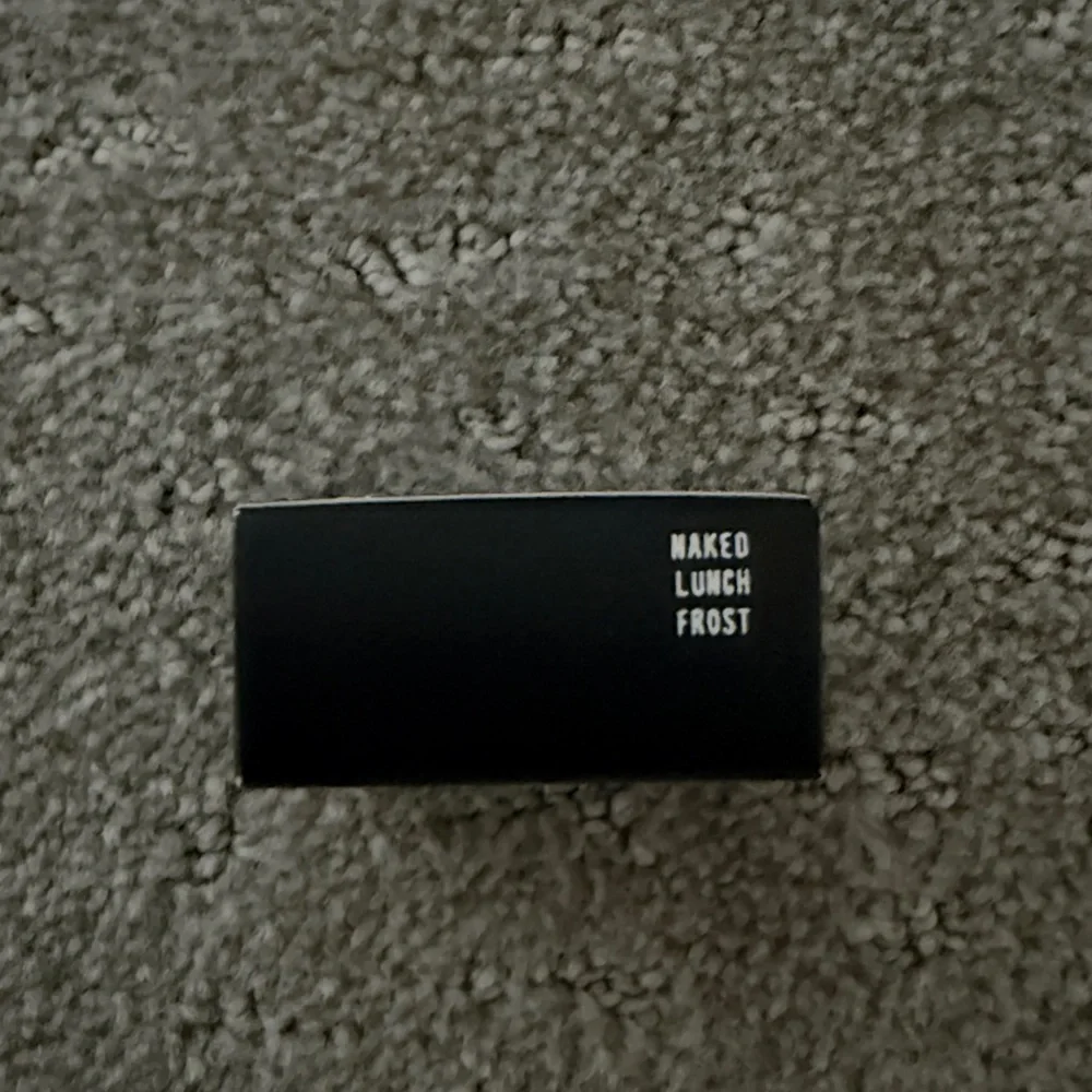 New in Box MAC Cosmetics Eyeshadow - Naked Lunch Frost - Picture 2 of 3